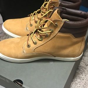 Timberland Dausette Sneaker Boot Women’s 9.5